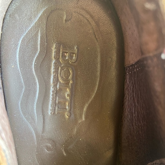 Born Zowy Tobacco Suede Ankle Booties Boots Shoes Heeled Women's size 9 - Picture 6 of 8